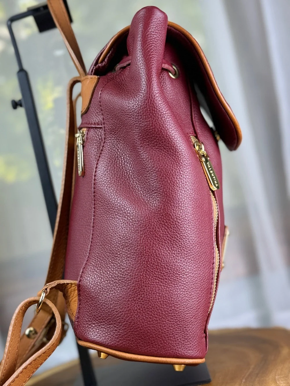 Valentina Italia Red Burgundy Leather Drawstring Backpack Purse w/ Tan Trim EUC
